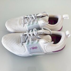 Nike Renew In-Season TR 10 White Lavender Athletic Training Shoes Size 10 Womens